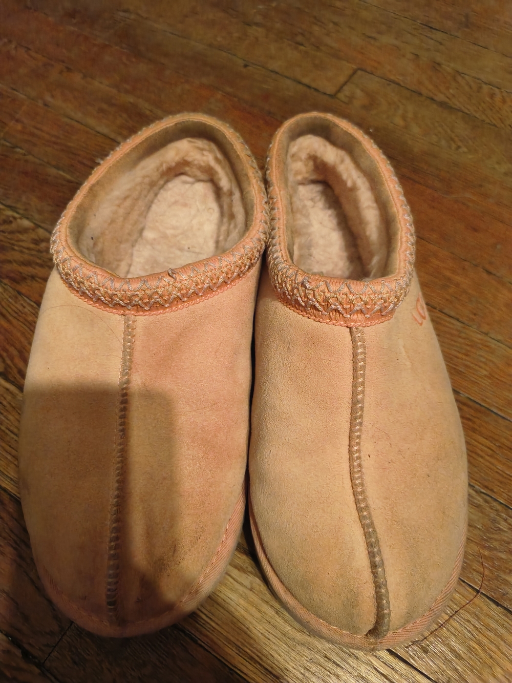 Ugg Plush Lined Slip-On Slippers in Light Peach - Picture 2 of 4